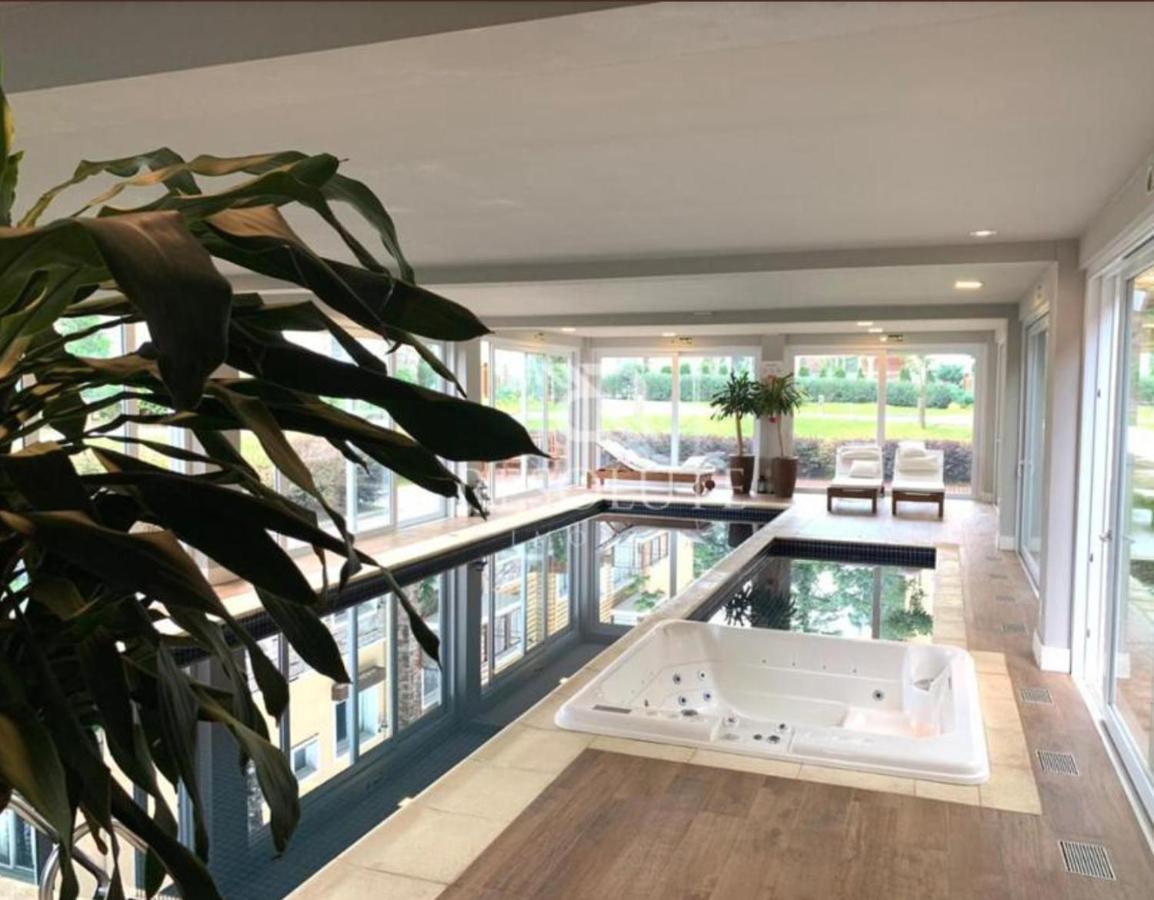 Apto Moderno Com Lareira, Piscina Aquecida E Infra Completo Em 格拉玛多 外观 照片
