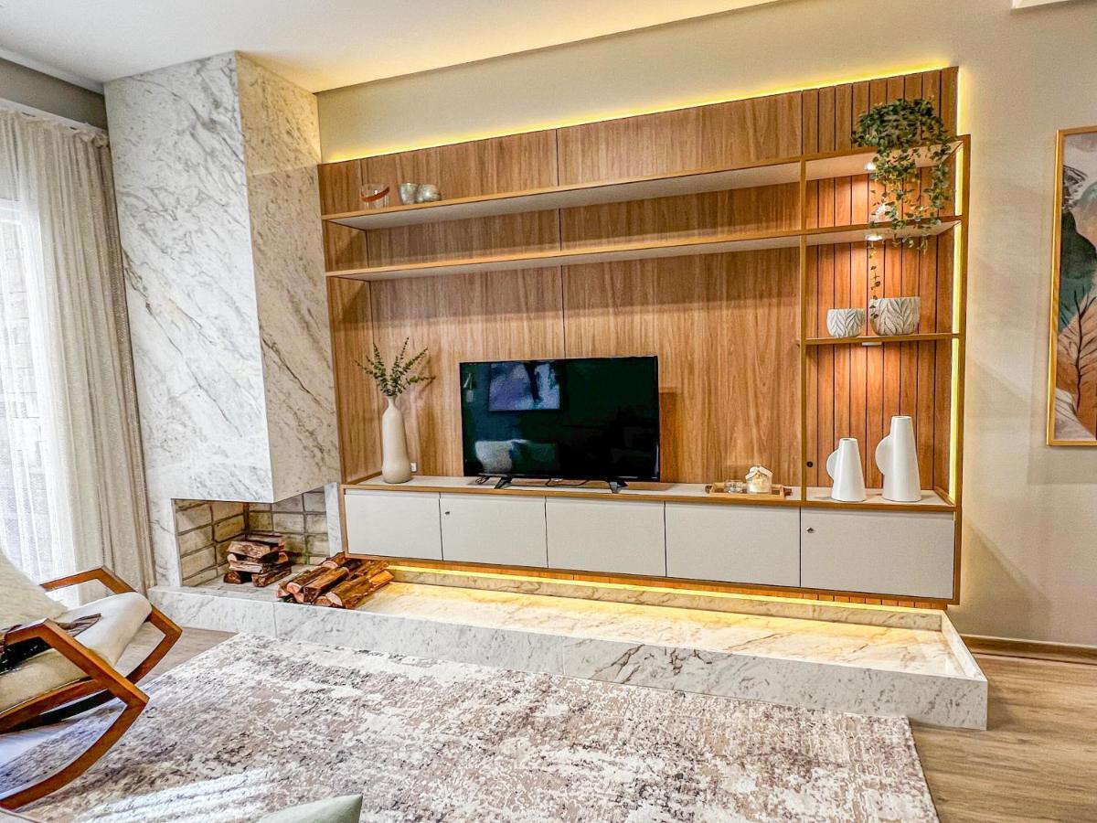 Apto Moderno Com Lareira, Piscina Aquecida E Infra Completo Em 格拉玛多 外观 照片